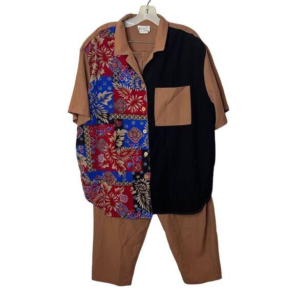 Vintage Tops - Vintage Carole Little Button Down Shirt - Multicolor